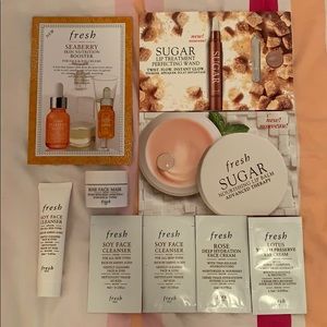 FRESH SKINCARE DELUXE SAMPLES BUNDLE SET / TRAVEL